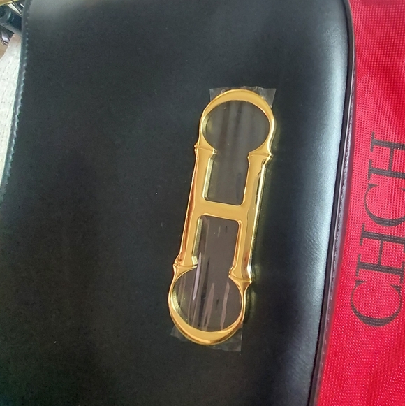 CH BAG FASHION - Picture 8 of 9